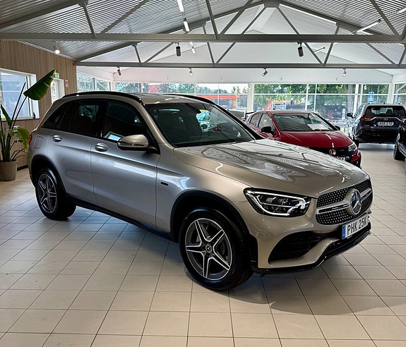 Mercedes-Benz GLC300 de 22 of 29