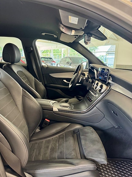 Mercedes-Benz GLC300 de 10 of 29