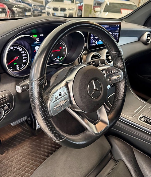 Mercedes-Benz GLC300 de 7 of 29