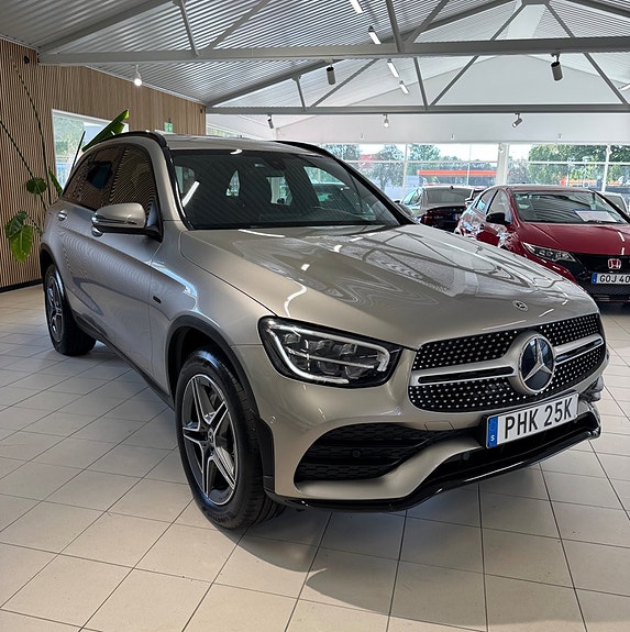 Mercedes-Benz GLC300 de 23 of 29