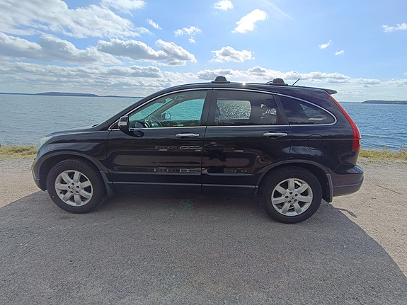 Honda CR-V 4 of 8