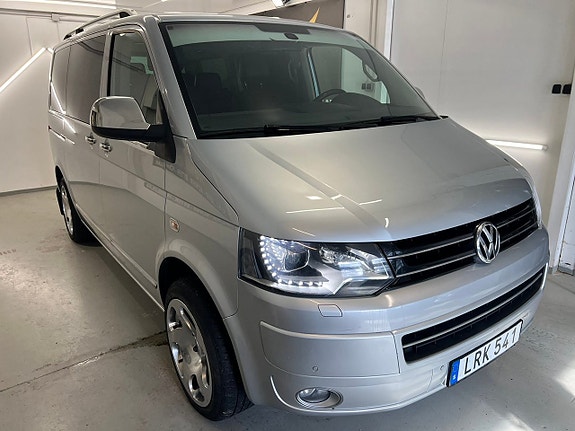 Volkswagen Multivan 2 of 25