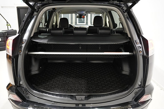 Toyota RAV4 20 of 21