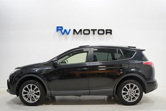 Toyota RAV4 3 of 21