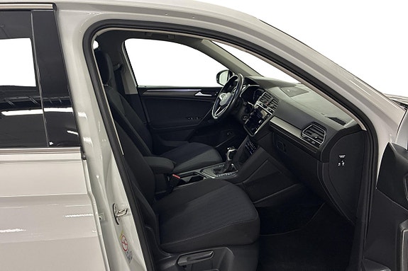 Volkswagen Tiguan Allspace 18 of 29