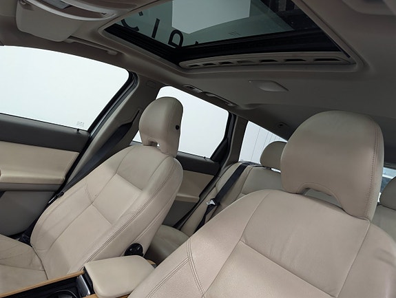 Volvo V50 8 of 20