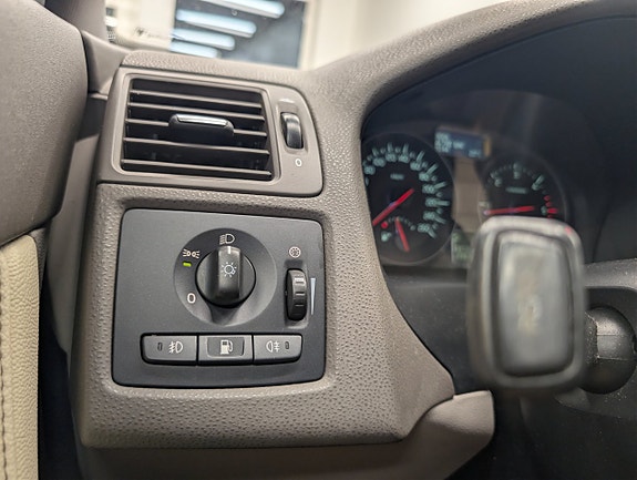 Volvo V50 10 of 20