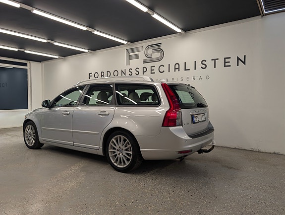 Volvo V50 3 of 20