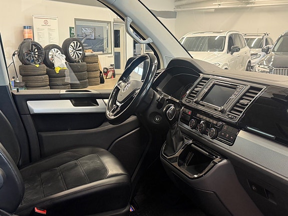 Volkswagen Multivan 5 of 19