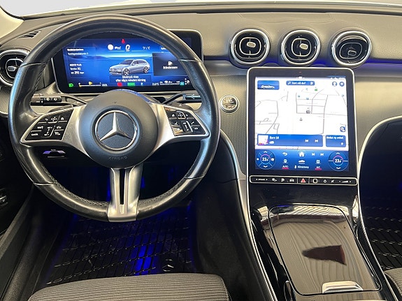 Mercedes-Benz C300 e 16 of 23