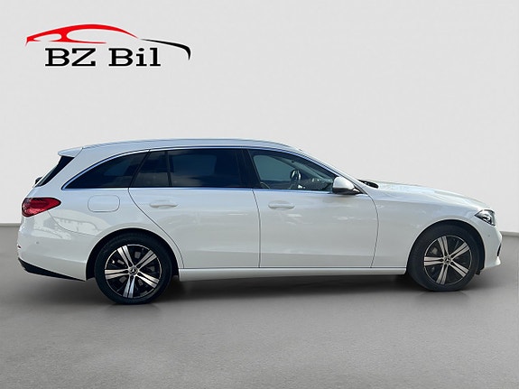 Mercedes-Benz C300 e 7 of 23