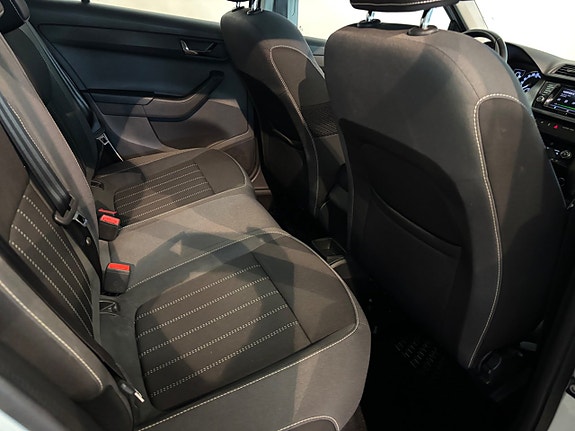 Skoda Fabia 10 of 12