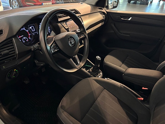 Skoda Fabia 5 of 12