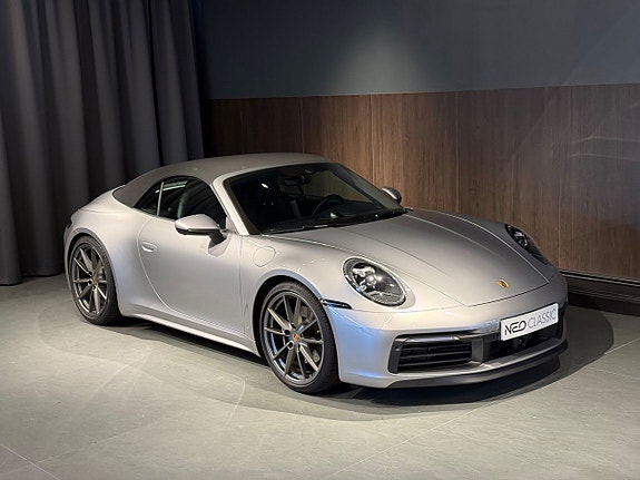 Porsche 911 Carrera 4S 9 of 30