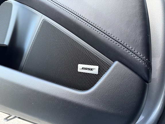 Porsche 911 Carrera 4S 25 of 30