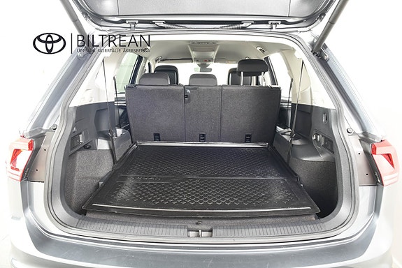 Volkswagen Tiguan Allspace 9 of 19