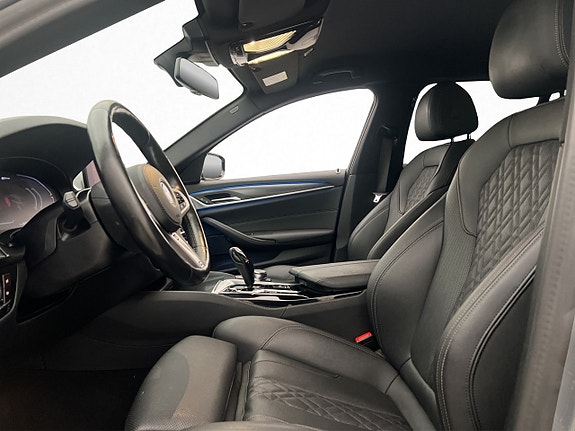 BMW 530e 12 of 30