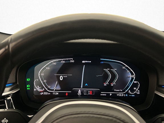 BMW 530e 16 of 30