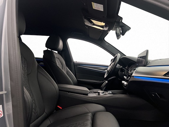 BMW 530e 28 of 30
