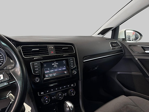 Volkswagen Golf I 13 of 25