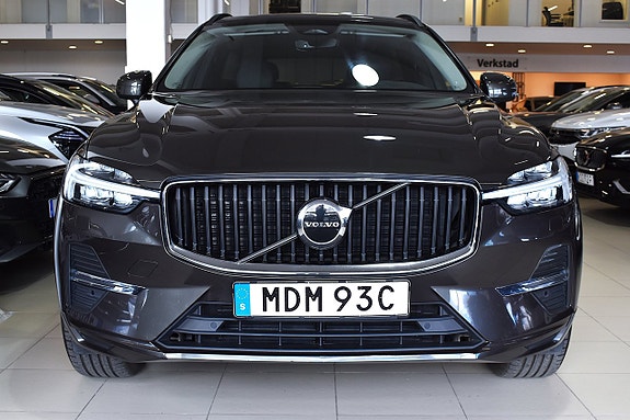 Volvo XC60 2 of 24