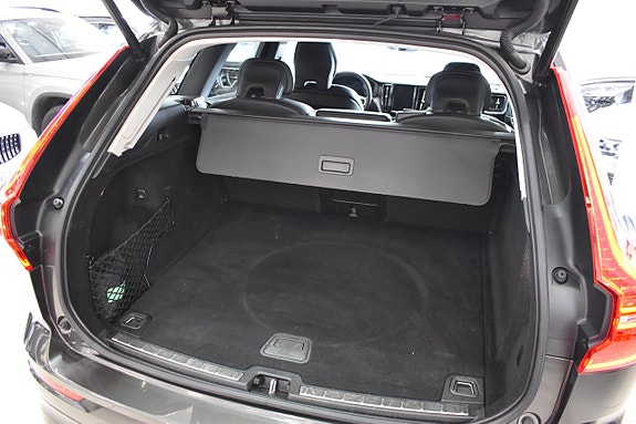 Volvo XC60 5 of 24
