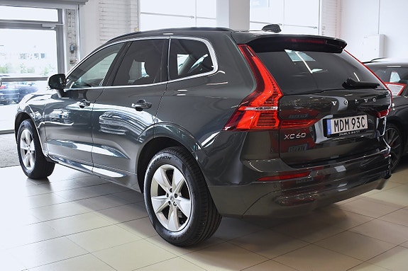 Volvo XC60 3 of 24