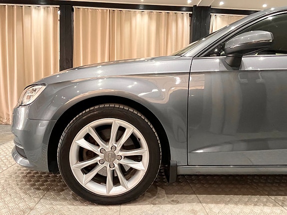 Audi A3 4 of 23