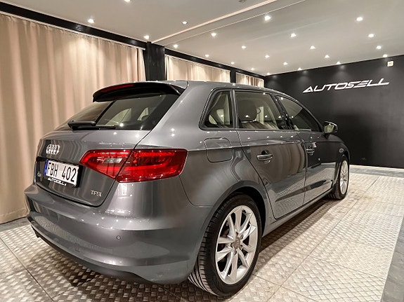 Audi A3 8 of 23
