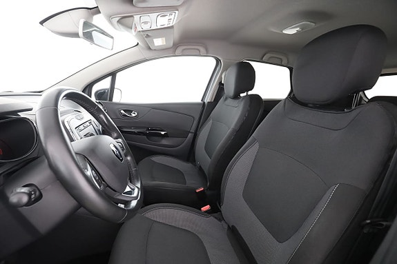 Renault Captur 11 of 30