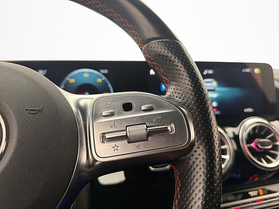 Mercedes-Benz EQA300 16 of 30