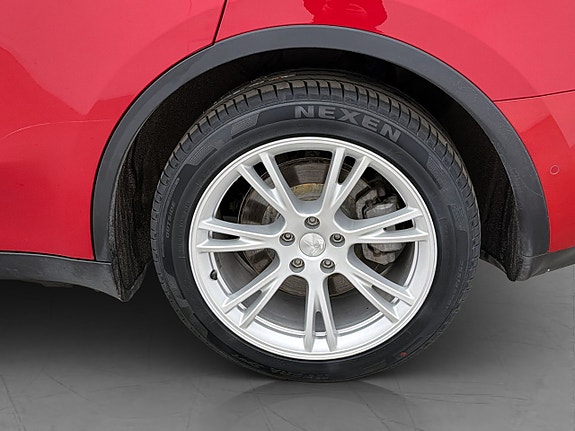 Tesla Model Y 30 of 30
