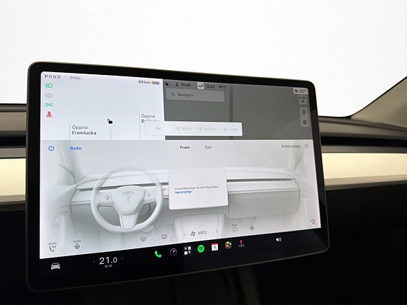 Tesla Model Y 20 of 30
