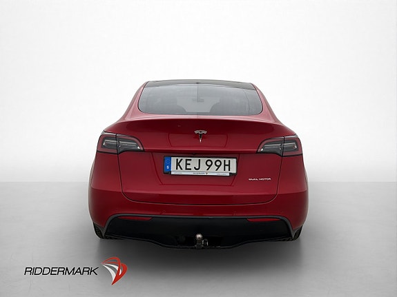 Tesla Model Y 8 of 30