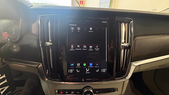 Volvo V90 Cross Country 9 of 19