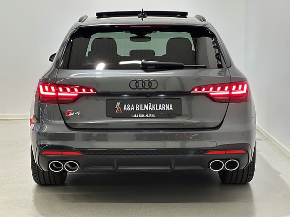 Audi S4 7 of 30