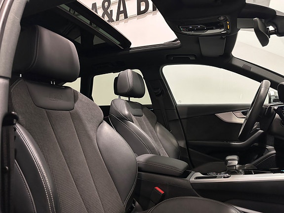 Audi S4 14 of 30