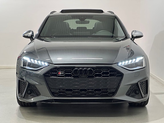 Audi S4 4 of 30