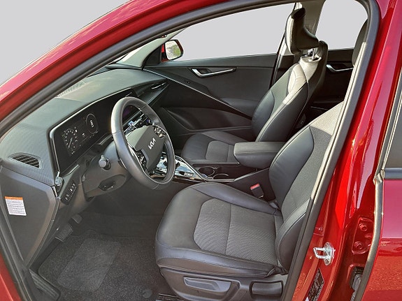 Kia Niro 8 of 15