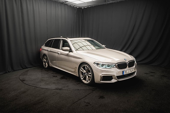 BMW M550d 4 of 30