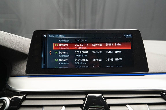 BMW M550d 30 of 30