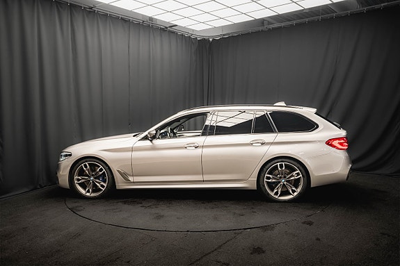 BMW M550d 9 of 30