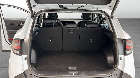 Kia Sportage 12 of 14