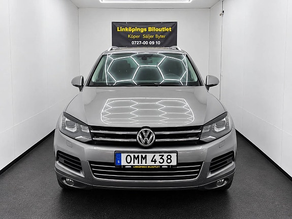 Volkswagen Touareg 3 of 19