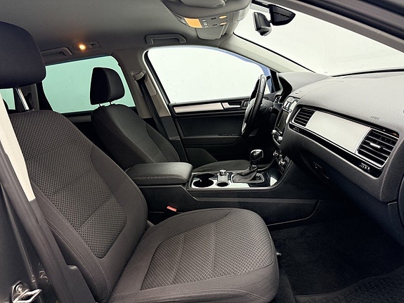 Volkswagen Touareg 13 of 19
