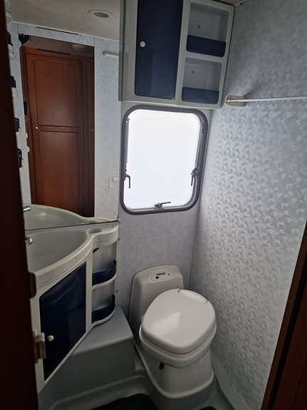 Adria 743PU 10 of 15