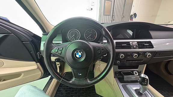 BMW 520d 13 of 20