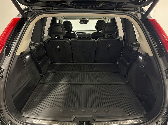 Volvo XC90 6 of 7