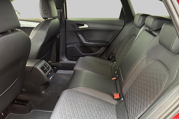 Seat Leon 9 of 19
