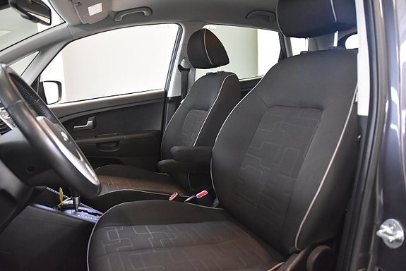 Kia Venga 7 of 10